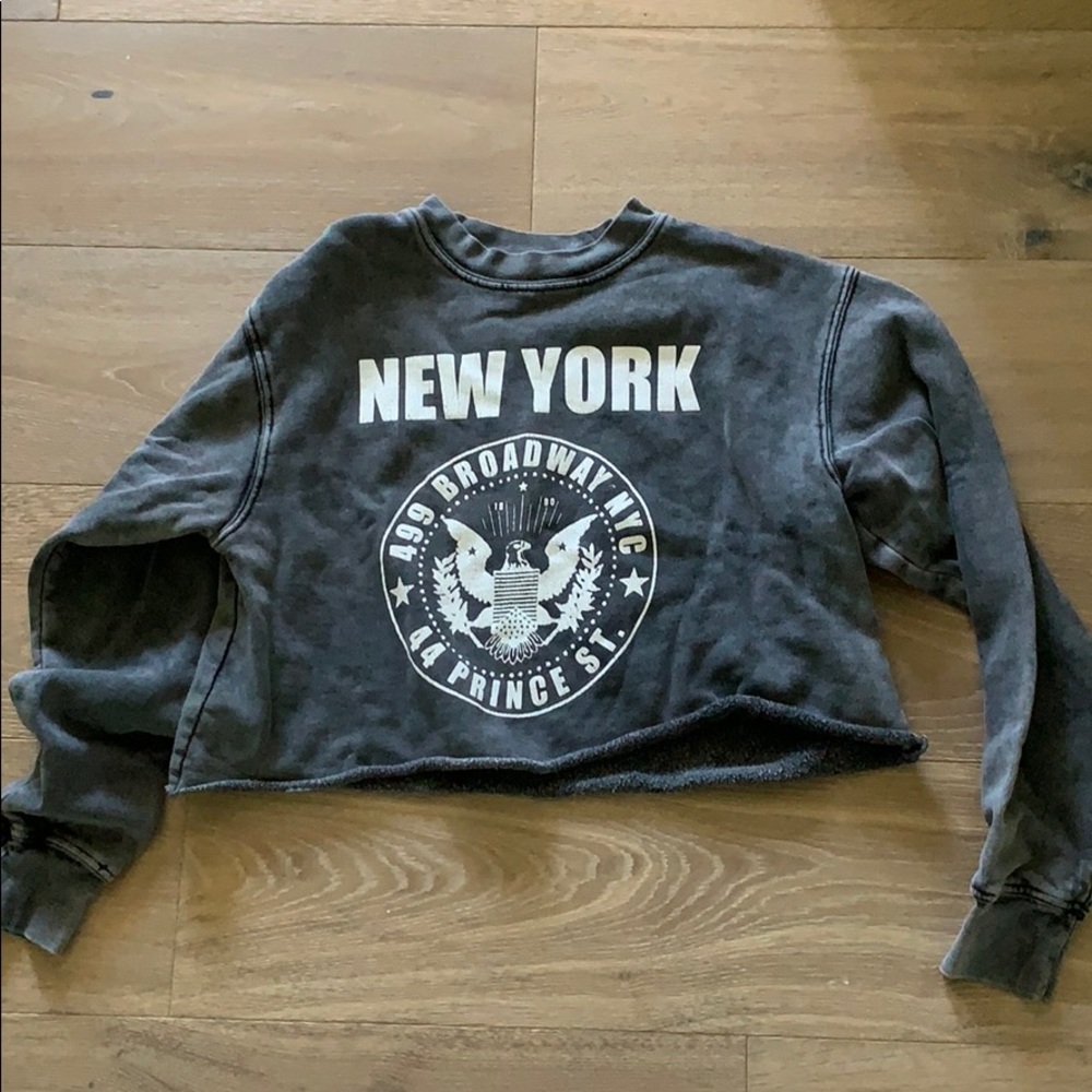 Cropped sweatshirt